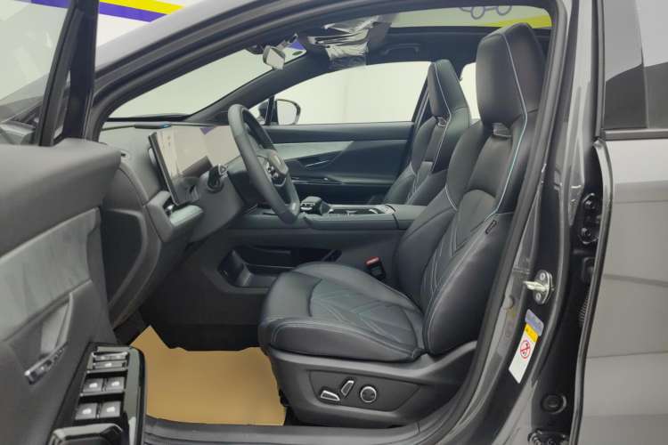 Used CHANGAN UNI-T 2023 2nd Generation 1.5T Flagship Version Left Front Seat