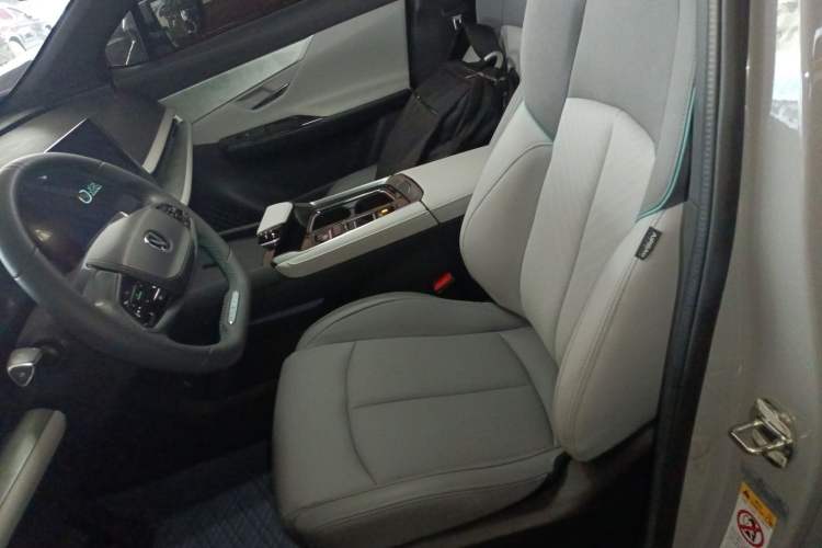 Used CHANGAN UNI-T 2023 Second-Generation 1.5T Prestige Model Left Front Seat