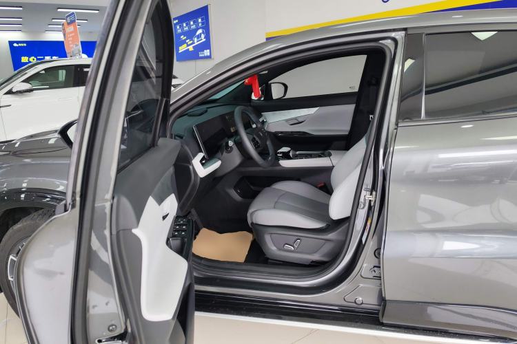 Used CHANGAN UNI-T 2023 Second-Generation 1.5T Prestige Model Left Front Seat
