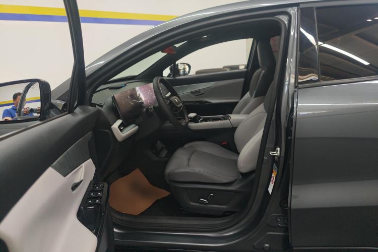 Used CHANGAN UNI-T 2023 Second-Generation 1.5T Prestige Model Left Front Seat