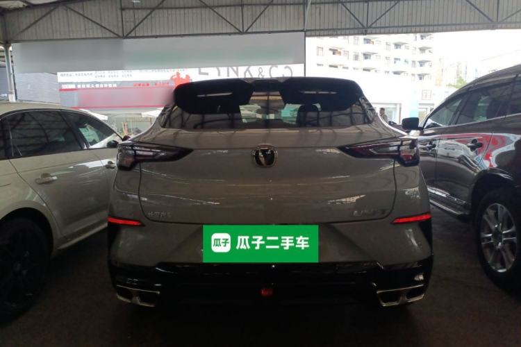 Used CHANGAN UNI-T 2023 Second-Generation 1.5T Prestige Model Rear
