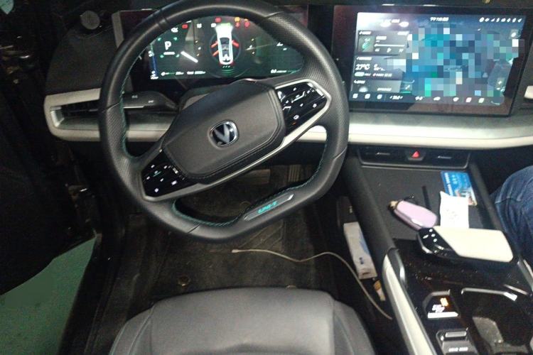Used CHANGAN UNI-T 2023 Second-Generation 1.5T Prestige Model Steering Wheel