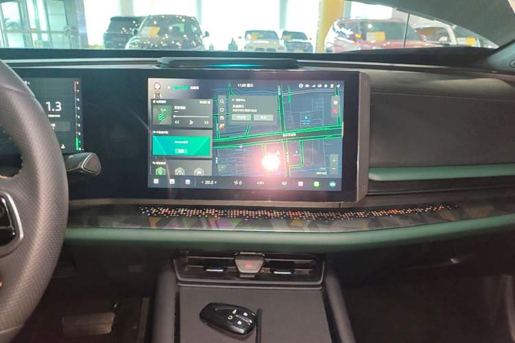 Used CHANGAN UNI-T 2023 2nd Generation 1.5T Sport Edition Prestige Version Audio And AC Panel