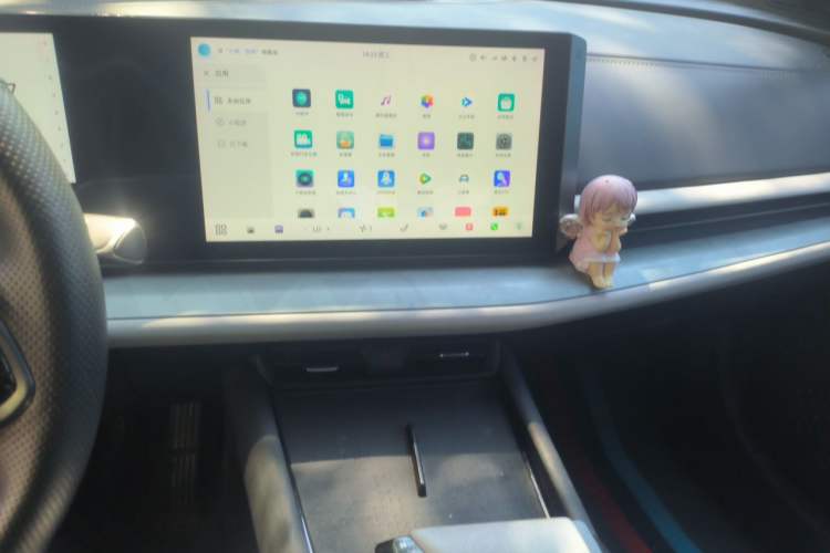 Used CHANGAN UNI-T 2023 2nd Generation 1.5T Flagship Version Audio And AC Panel