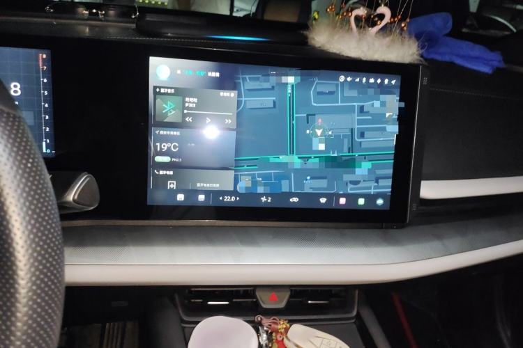 Used CHANGAN UNI-T 2023 Second-Generation 1.5T Prestige Model Audio And AC Panel