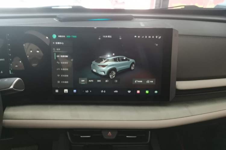 Used CHANGAN UNI-T 2023 Second-Generation 1.5T Prestige Model Audio And AC Panel