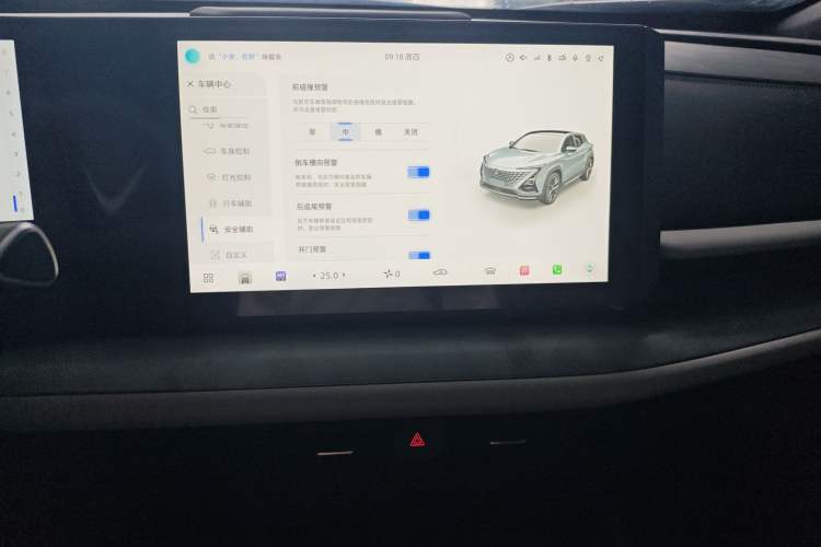 Used CHANGAN UNI-T 2023 Second-Generation 1.5T Prestige Model Audio And AC Panel