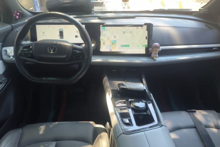 Used CHANGAN UNI-T 2023 2nd Generation 1.5T Flagship Version Center Console