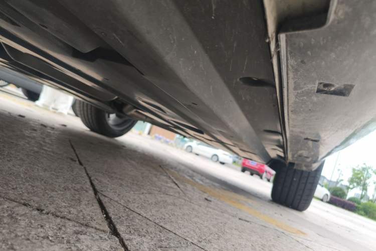 Used CHANGAN UNI-T 2023 Second-Generation 1.5T Prestige Model Chassis Front Left
