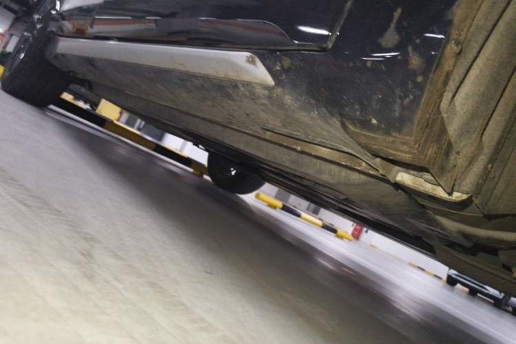 Used CHANGAN UNI-T 2023 Second-Generation 1.5T Prestige Model Chassis Front Right