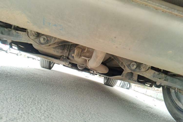 Used CHANGAN UNI-T 2023 Second-Generation 1.5T Prestige Model Chassis Rear
