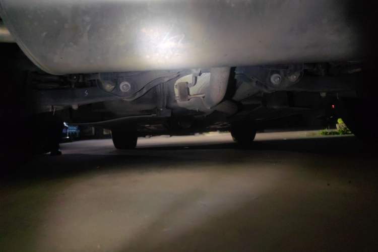 Used CHANGAN UNI-T 2023 Second-Generation 1.5T Prestige Model Chassis Rear