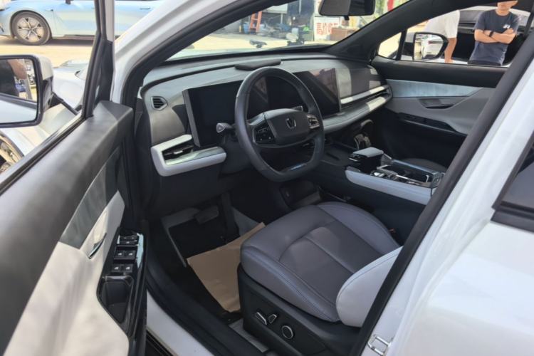 Used CHANGAN UNI-T 2023 2nd Generation 1.5T Flagship Version Driver Seat