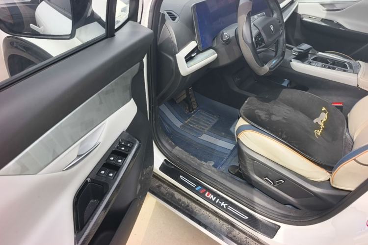 Used CHANGAN UNI-T 2023 Second-Generation 1.5T Prestige Model Driver Seat