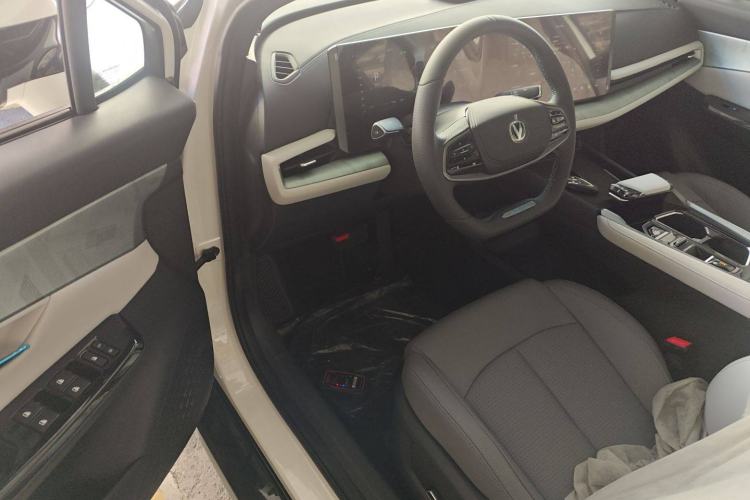 Used CHANGAN UNI-T 2023 Second-Generation 1.5T Prestige Model Driver Seat