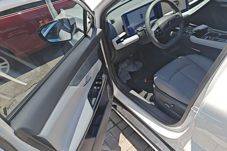 Used CHANGAN UNI-T 2023 Second-Generation 1.5T Prestige Model Driver Seat