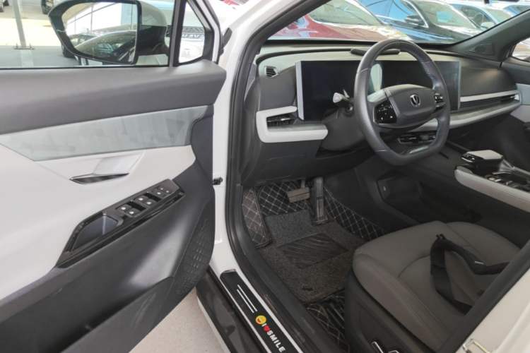 Used CHANGAN UNI-T 2023 Second-Generation 1.5T Prestige Model Driver Seat