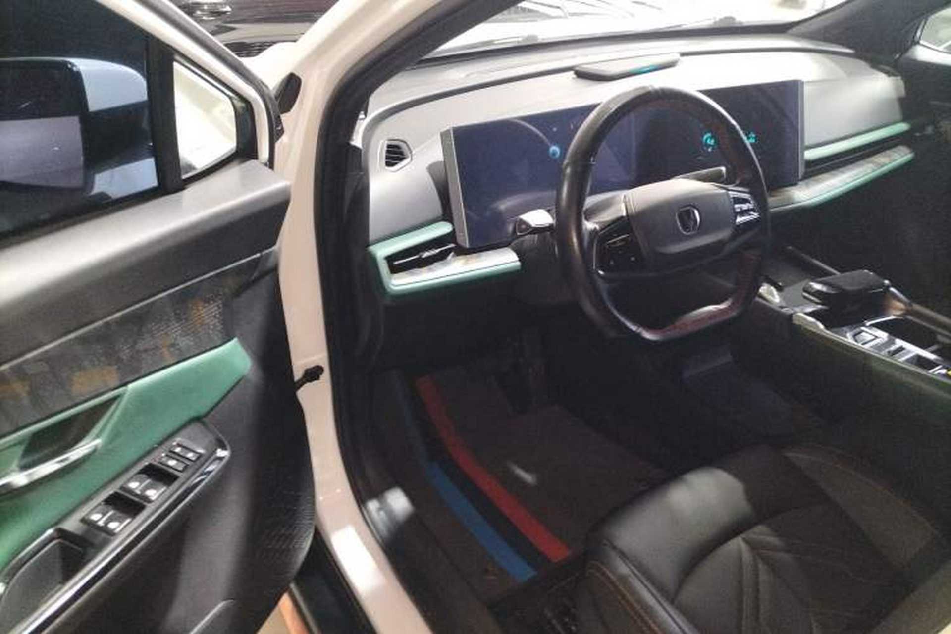 Used CHANGAN UNI-T 2023 2nd Generation 1.5T Sport Edition Prestige Version Driver Seat