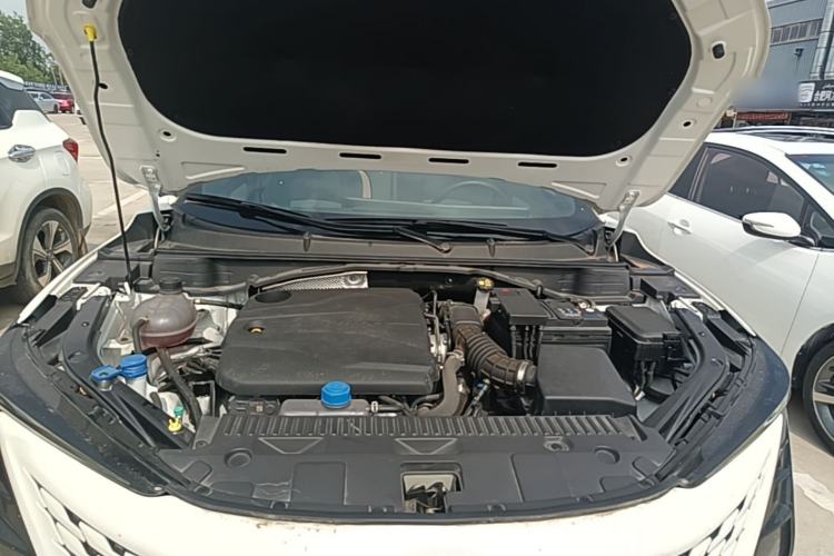 Used CHANGAN UNI-T 2023 2nd Generation 1.5T Excellence Version Engine Bay