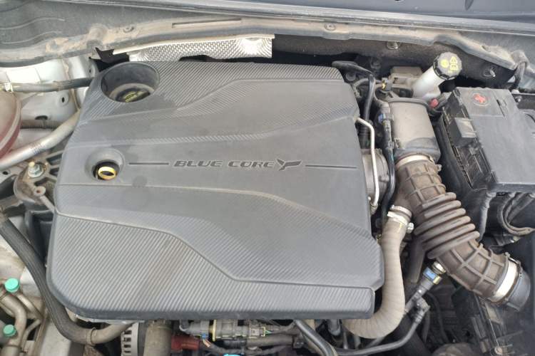 Used CHANGAN UNI-T 2023 2nd Generation 1.5T Flagship Version Engine Bay