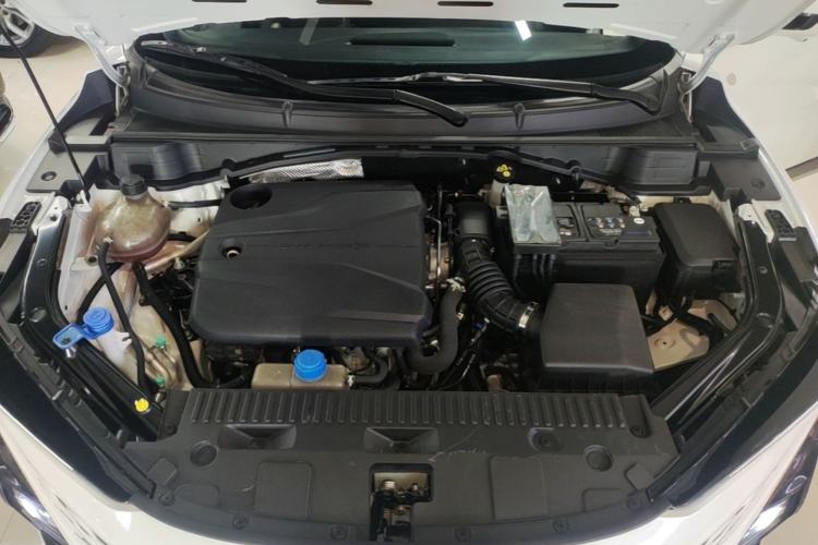Used CHANGAN UNI-T 2023 2nd Generation 1.5T Flagship Version Engine Bay