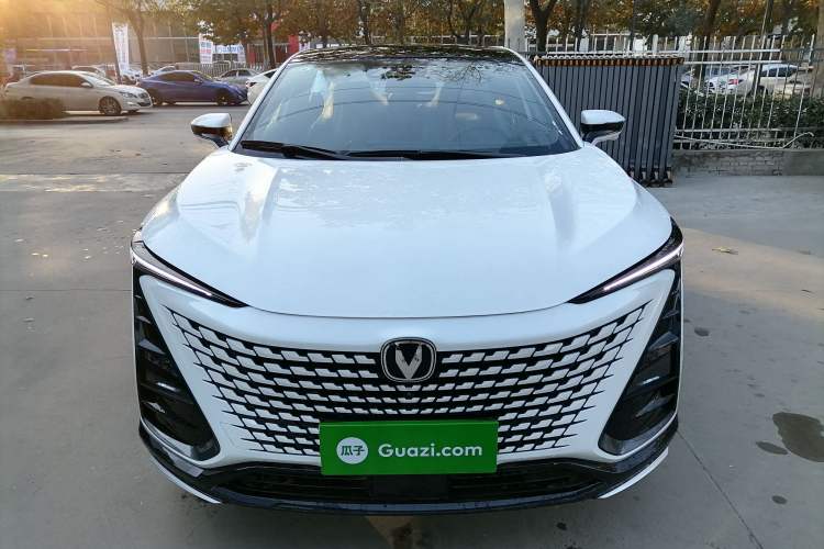 Used CHANGAN UNI-T 2023 2nd Generation 1.5T Flagship Version Exterior 1