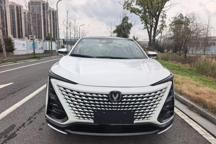 Used CHANGAN UNI-T 2023 Second-Generation 1.5T Prestige Model Exterior 1