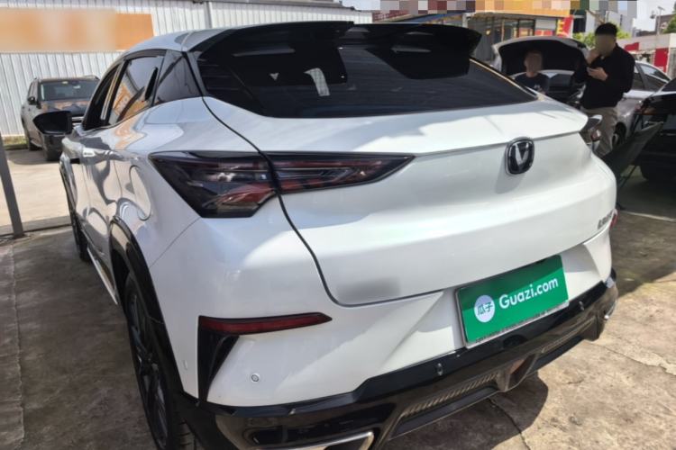 Used CHANGAN UNI-T 2023 2nd Generation 1.5T Flagship Version Exterior 2