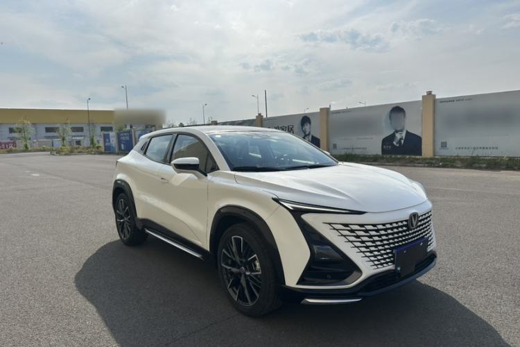 Used CHANGAN UNI-T 2023 Second-Generation 1.5T Prestige Model Exterior 2