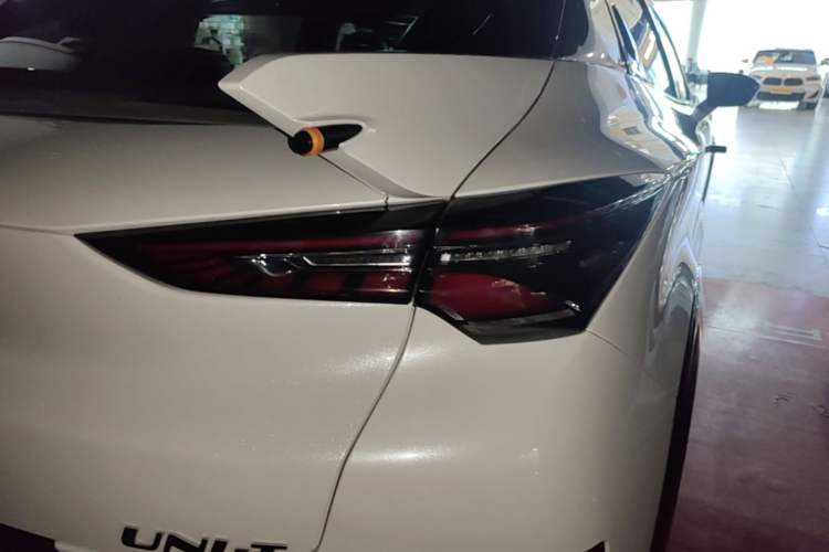 Used CHANGAN UNI-T 2023 2nd Generation 1.5T Sport Edition Prestige Version Exterior 3
