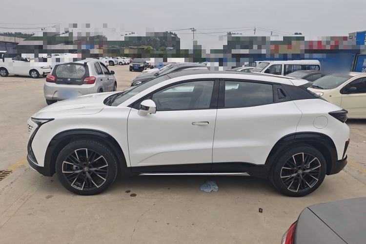 Used CHANGAN UNI-T 2023 Second-Generation 1.5T Prestige Model Exterior 3