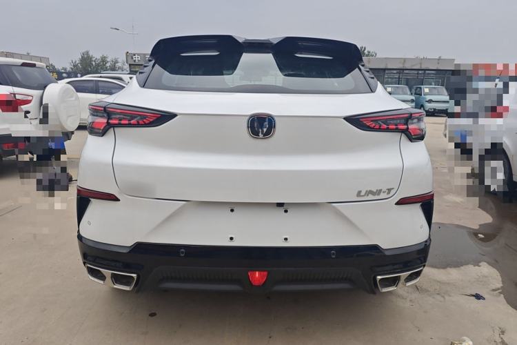 Used CHANGAN UNI-T 2023 Second-Generation 1.5T Prestige Model Exterior 4