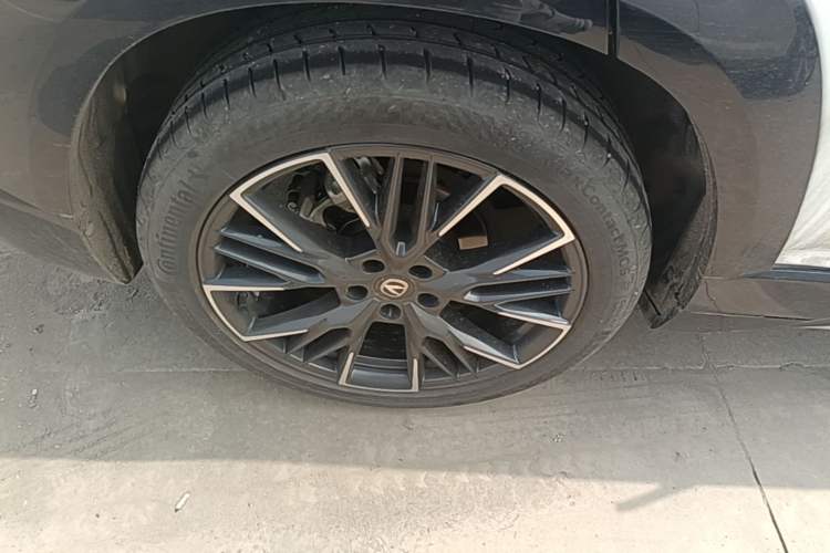 Used CHANGAN UNI-T 2023 2nd Generation 1.5T Excellence Version Exterior 5