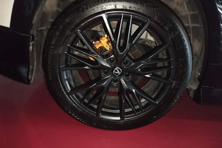 Used CHANGAN UNI-T 2023 2nd Generation 1.5T Sport Edition Prestige Version Exterior 5