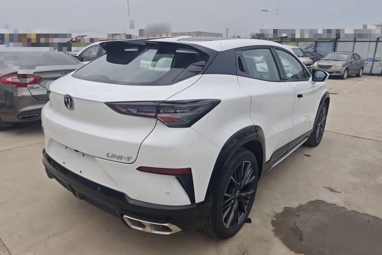 Used CHANGAN UNI-T 2023 Second-Generation 1.5T Prestige Model Exterior 5