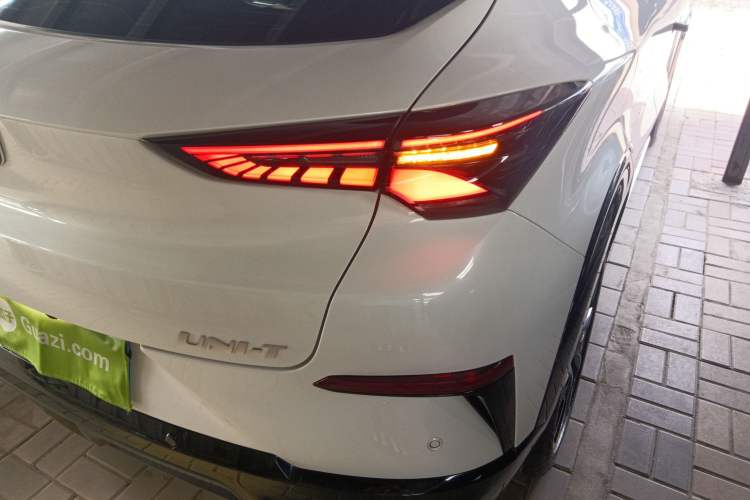 Used CHANGAN UNI-T 2023 Second-Generation 1.5T Prestige Model Exterior 6