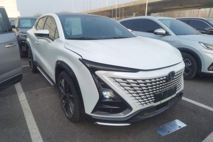 Used CHANGAN UNI-T 2023 Second-Generation 1.5T Prestige Model Front Right 45 Deg