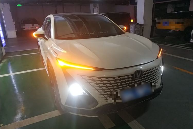 Used CHANGAN UNI-T 2023 Second-Generation 1.5T Prestige Model Front Right 45 Deg