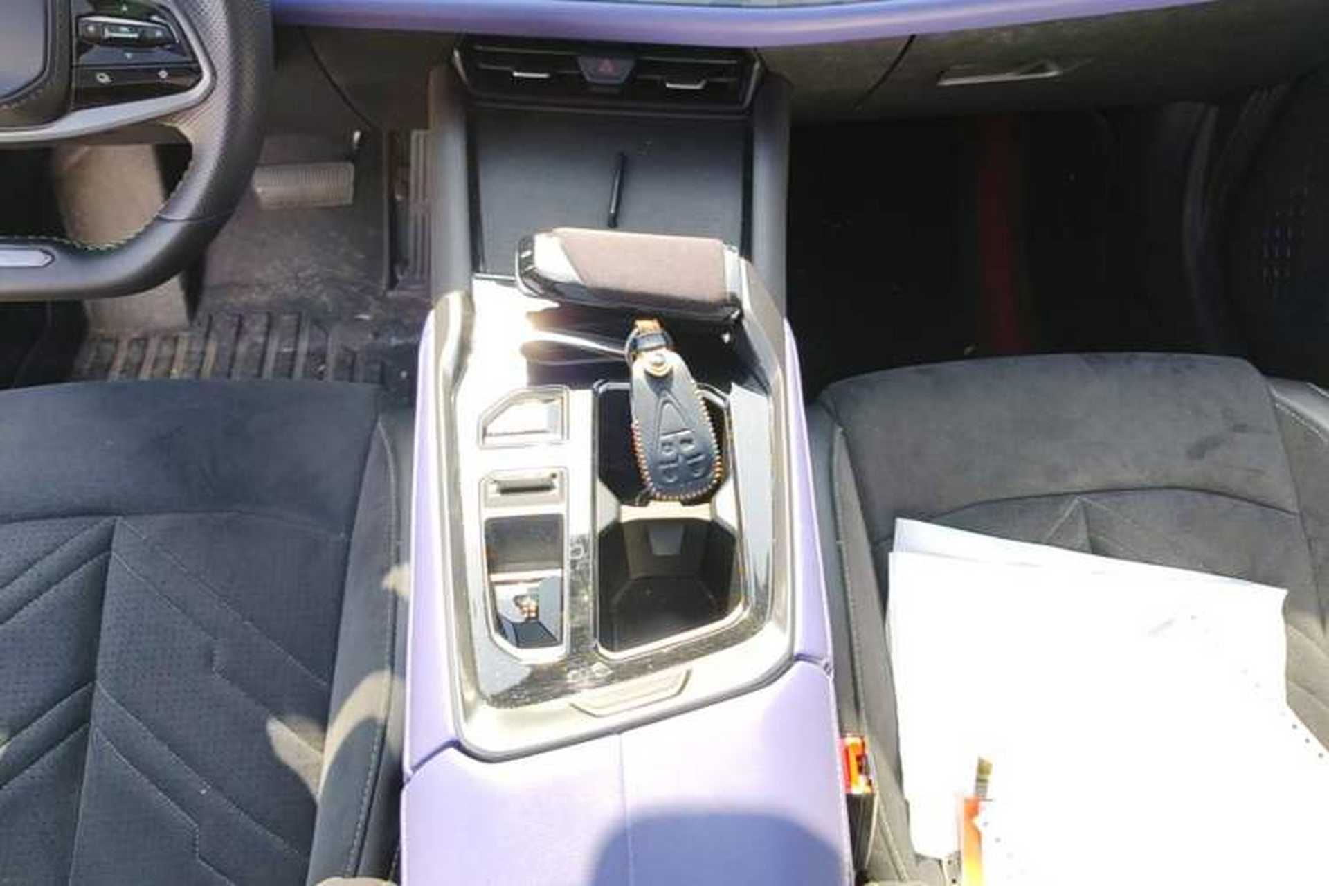 Used CHANGAN UNI-T 2023 2nd Generation 1.5T Sport Edition Prestige Version Gear Lever