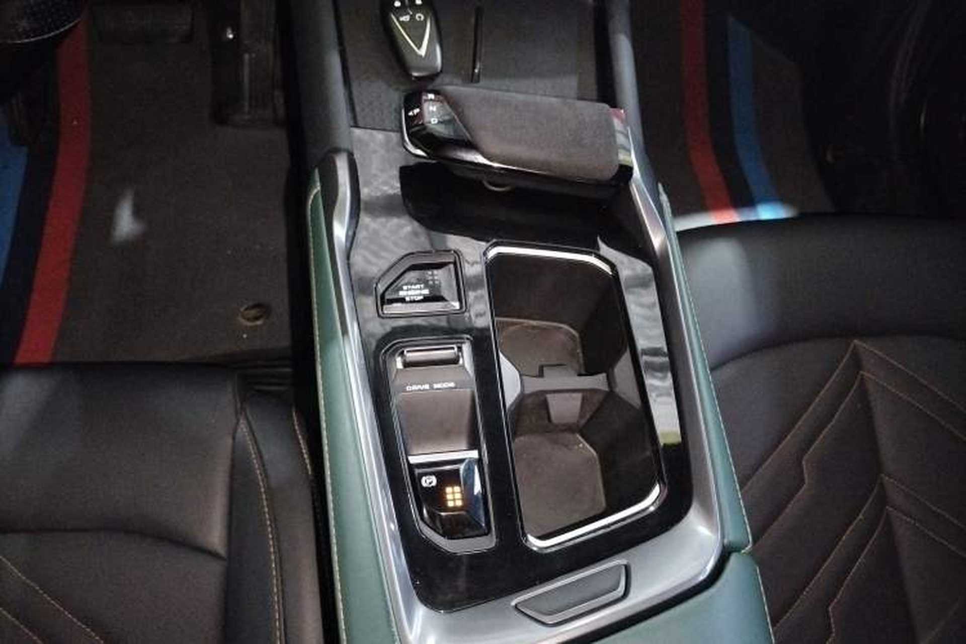 Used CHANGAN UNI-T 2023 2nd Generation 1.5T Sport Edition Prestige Version Gear Lever