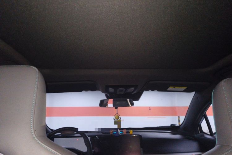 Used CHANGAN UNI-T 2023 Second-Generation 1.5T Prestige Model Headliner