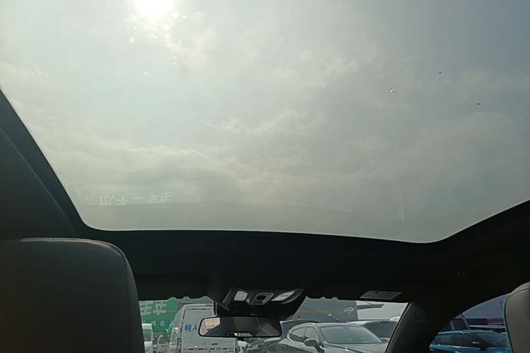 Used CHANGAN UNI-T 2023 2nd Generation 1.5T Excellence Version Headliner