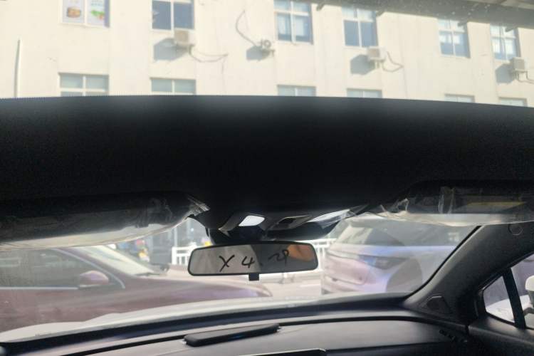Used CHANGAN UNI-T 2023 Second-Generation 1.5T Prestige Model Headliner
