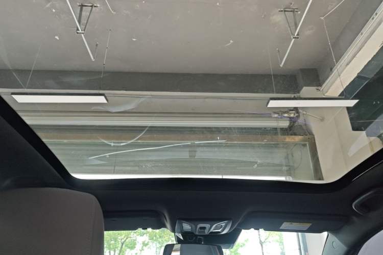 Used CHANGAN UNI-T 2023 2nd Generation 1.5T Flagship Version Headliner