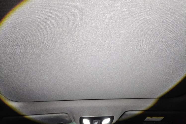 Used CHANGAN UNI-T 2023 Second-Generation 1.5T Prestige Model Headliner