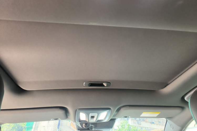 Used CHANGAN UNI-T 2023 2nd Generation 1.5T Luxury Version Headliner