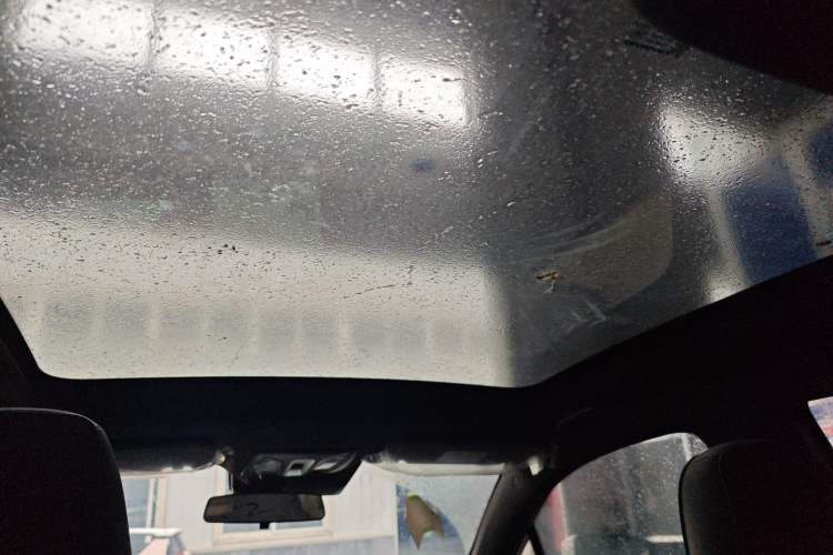 Used CHANGAN UNI-T 2023 Second-Generation 1.5T Prestige Model Headliner