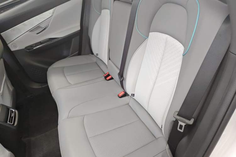 Used CHANGAN UNI-T 2023 Second-Generation 1.5T Prestige Model Interior 1