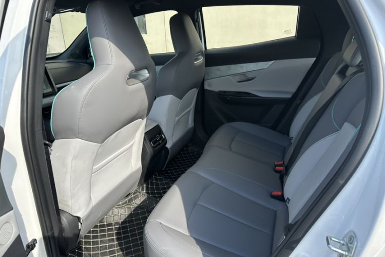 Used CHANGAN UNI-T 2023 Second-Generation 1.5T Prestige Model Interior 3