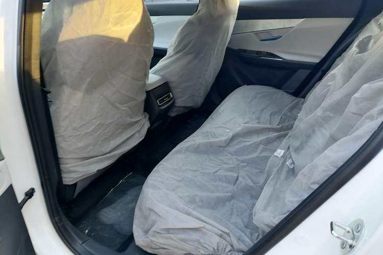 Used CHANGAN UNI-T 2023 2nd Generation 1.5T Flagship Version Interior 3